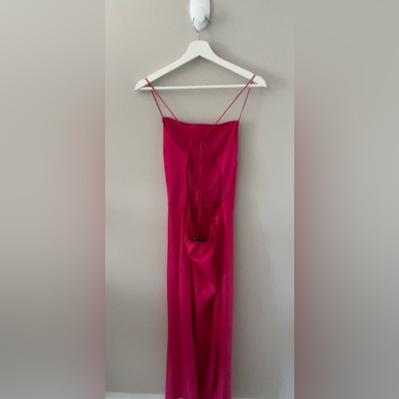 Dynamite Magenta Pink Midi Dress - Picture 3 of 5